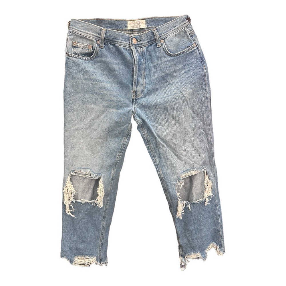 We The Free size 28 Distressed Boyfriend